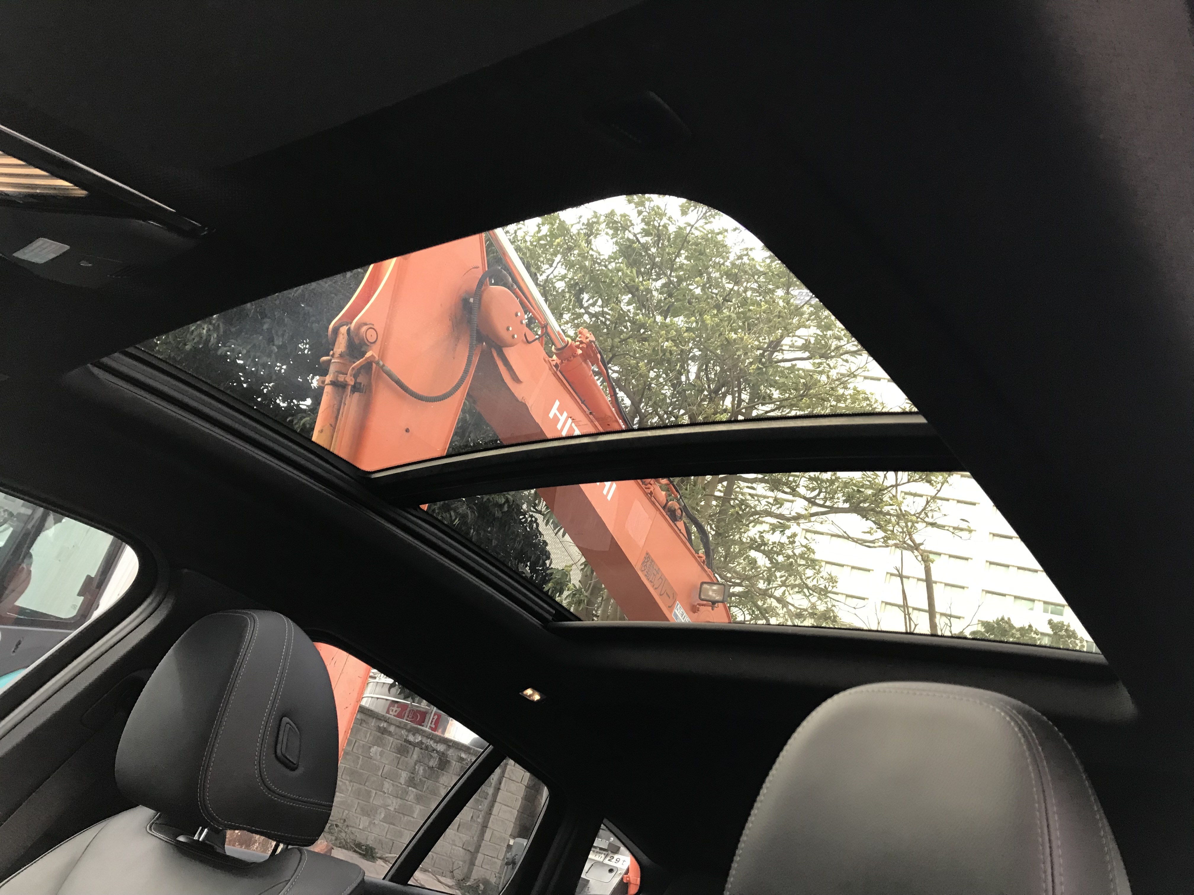 2022 BMW X4 xDrive30i M Sport 小改款輕油電 一手車 車庫車 原鈑件 僅跑3萬 剛原廠保養完 ☎ : 0980-558-999 LINE ID:Used-Cars 黃文遠  第13張相片