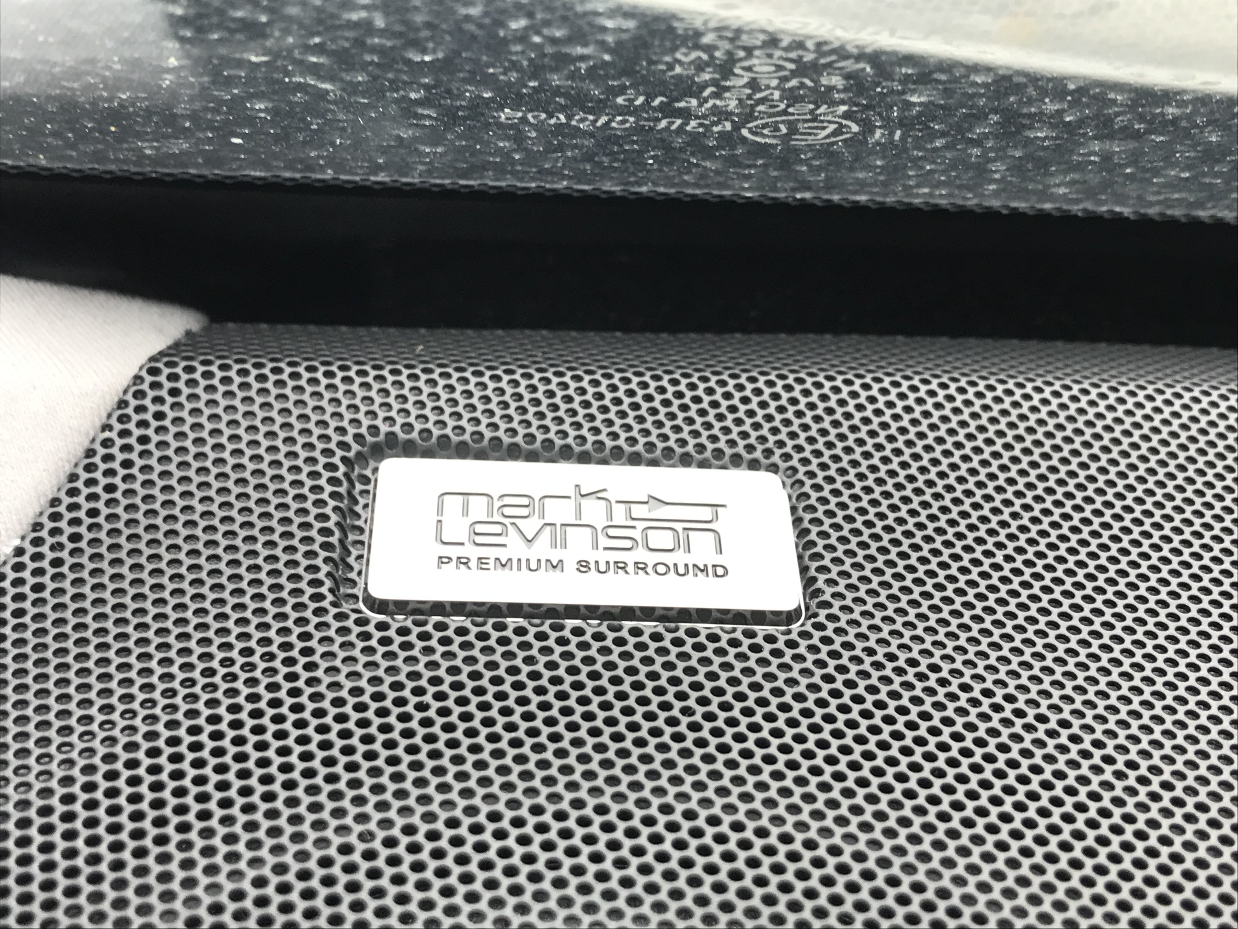 極致運動跑旅 2019 Lexus 凌志 RX300 旗艦版 #一手車 #全程原廠保養 #車庫車 ☎服務專線 : 0９80-558-999 LINE ID:Used-Cars 黃文遠  第14張相片