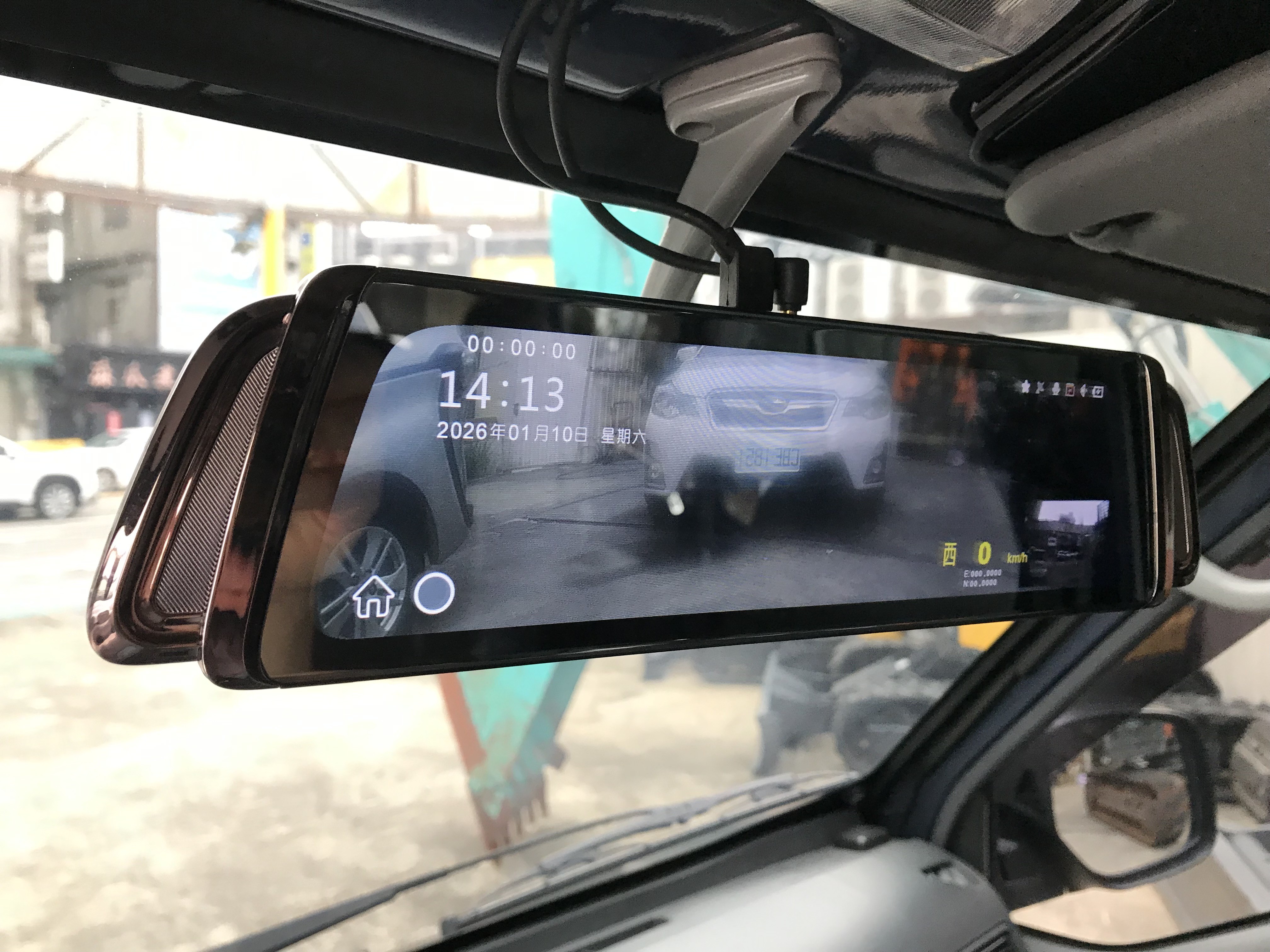 2021 中華 Delica 得利卡 廂車 #8人座 #自排 #僅跑2萬 #一手車 #全車原鈑 #里程保證 #內外如新 ☎服務專線 : 0９80-558-999 LINE ID:Used-Cars 黃文遠  第10張相片