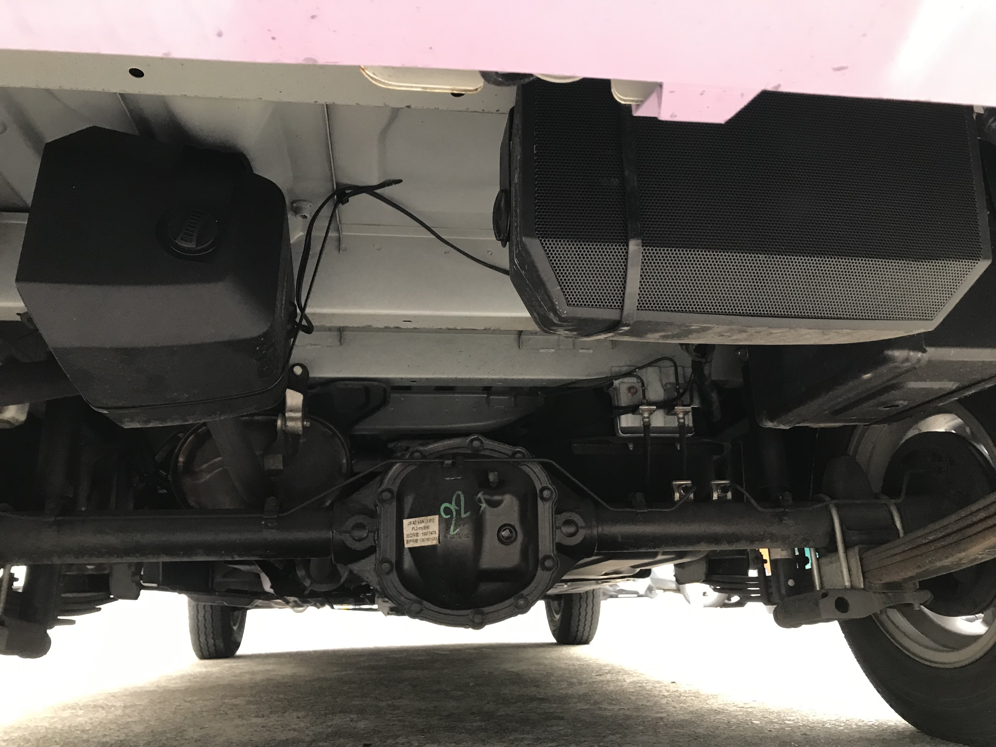 2025 雙色 豪華客車版 中華 CMC J Space 廂型車 #5人座 #自排 #僅跑6千 #一手車 #全速域acc #lka車道置中 #前後行車紀錄器 #倒車顯影 #廣播擴大機 #底盤廣播喇叭 請直接來電 ☎ : 0９80-558-9  第10張相片