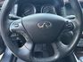 2017 Infiniti Q70 2.5 V6 旗艦版 #僅跑9萬 #一手車 #原鈑件 #原廠保養 #ACC #車道偏移預防#環景 #BOSE喇叭 #請直接來電 ☎ : 0９80-558-999 (訊息回覆較慢)  第7張縮圖