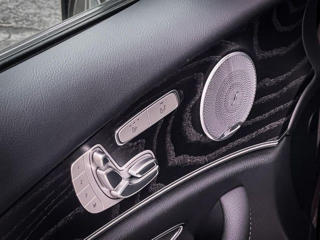 Mercedes-Benz/賓士 E-CLASS  第12張相片