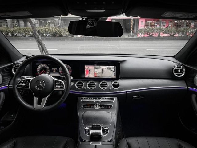 Mercedes-Benz/賓士 E-CLASS  第13張相片