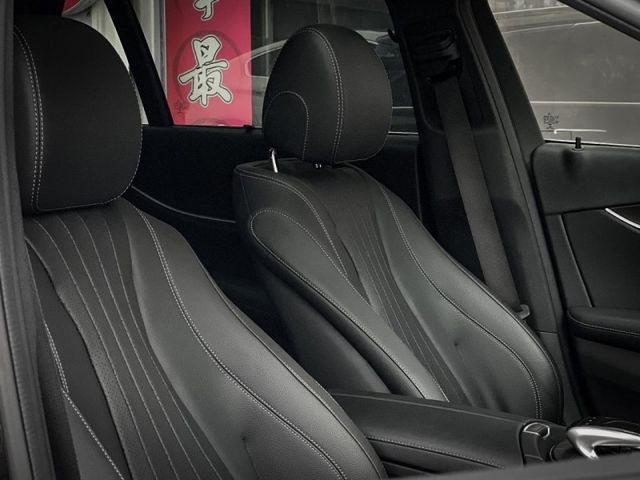 Mercedes-Benz/賓士 E-CLASS  第14張相片