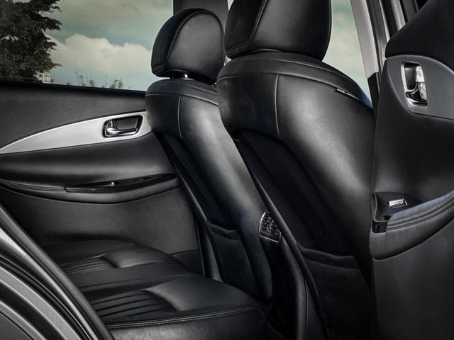 Infiniti QX50  第11張相片