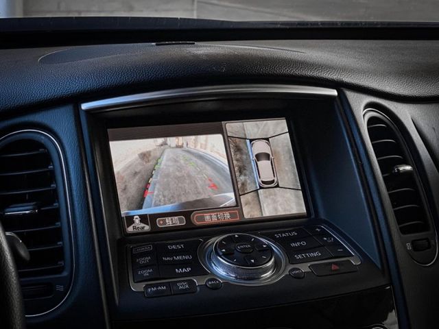 Infiniti QX50  第15張相片