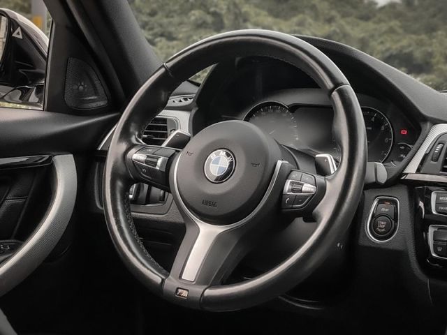 BMW/ 寶馬 320i M Sport  第15張相片