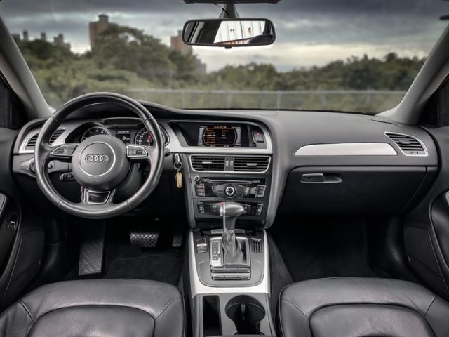 Audi A4  第6張相片