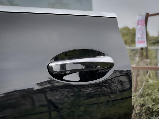 Mercedes-Benz/賓士 CLA35  第8張相片