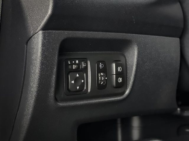 Mitsubishi Colt Plus  第16張相片
