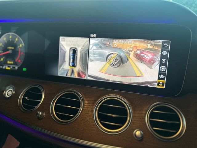 Mercedes-Benz/賓士 E-CLASS  第10張相片