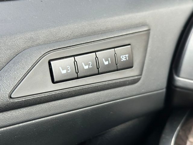 Toyota ALPHARD  第10張相片