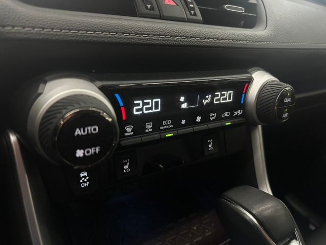 Toyota RAV4  第12張相片