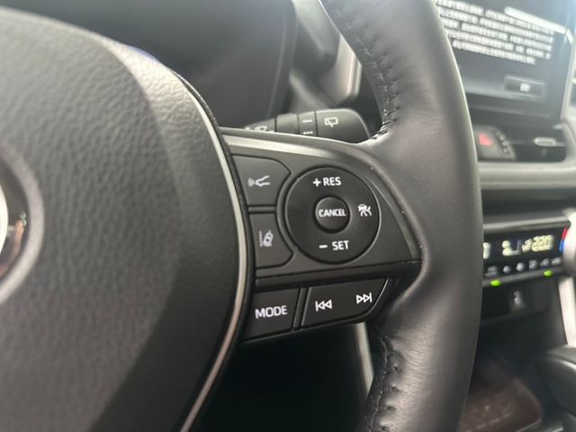 Toyota RAV4  第15張相片