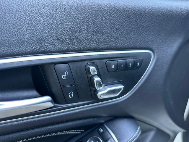 Mercedes-Benz/賓士 CLA250  第15張相片