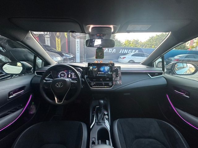 Toyota Auris  第11張相片