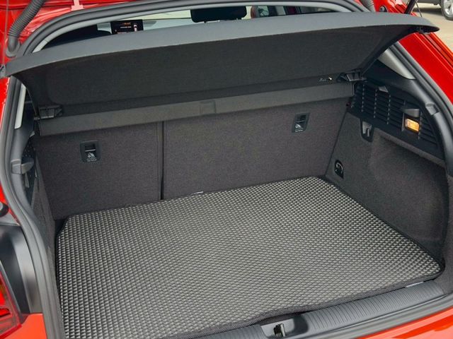 Audi Q2  第1張相片