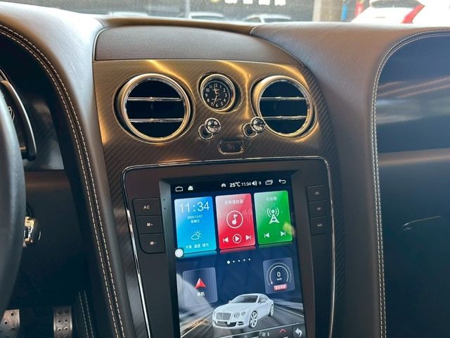 Bentley  Continental GT  第8張相片