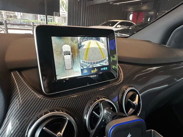 Mercedes-Benz/賓士 B-CLASS  第8張相片