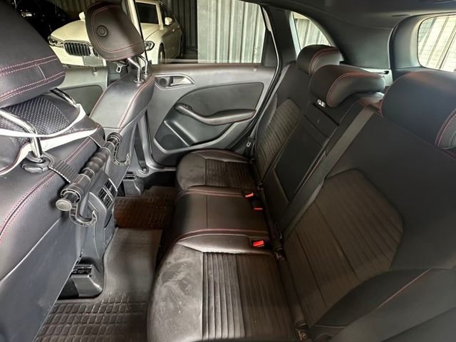 Mercedes-Benz/賓士 B-CLASS  第11張相片