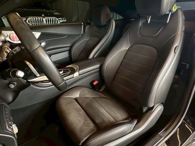 Mercedes-Benz/賓士 C300  第10張相片