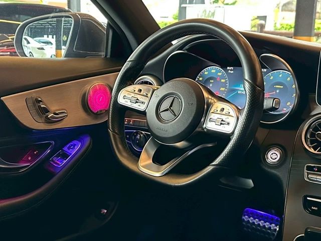 Mercedes-Benz/賓士 C300  第12張相片