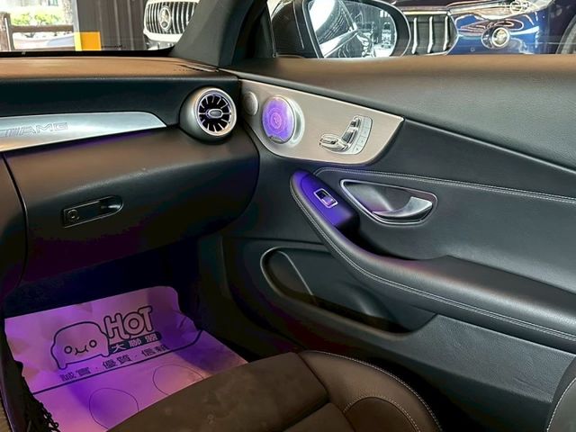 Mercedes-Benz/賓士 C300  第13張相片
