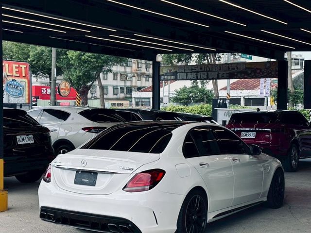 Mercedes-Benz/賓士 C63 AMG  第3張相片