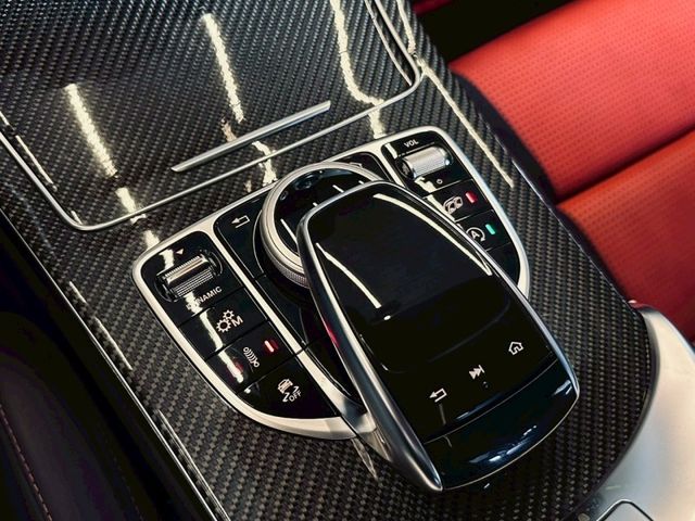 Mercedes-Benz/賓士 C63 AMG  第9張相片