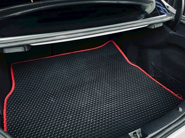 Mercedes-Benz/賓士 C63 AMG  第13張相片