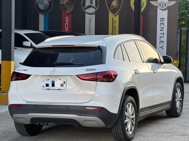 Mercedes-Benz/賓士 GLA180  第3張相片