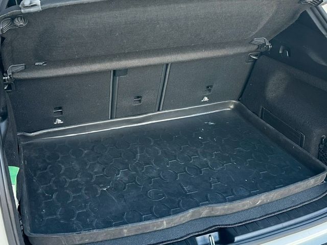 Mercedes-Benz/賓士 GLA180  第12張相片