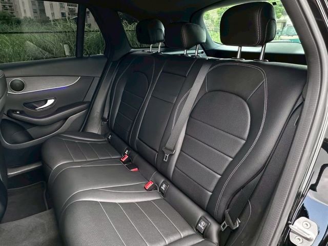 Mercedes-Benz/賓士 GLC300  第1張相片