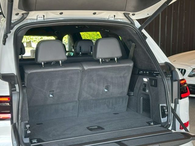 BMW/ 寶馬 X7  第3張相片