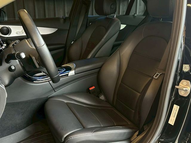 Mercedes-Benz/賓士 C200  第7張相片