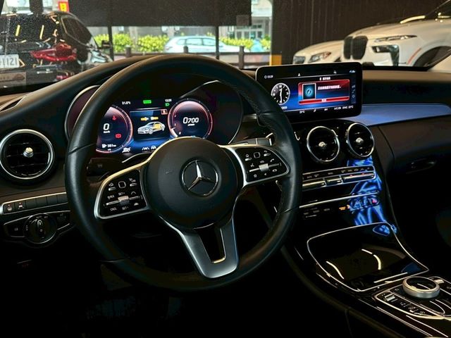 Mercedes-Benz/賓士 C200  第9張相片