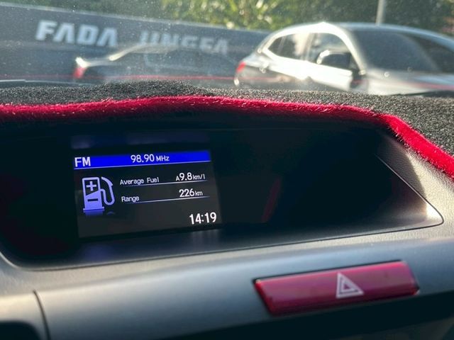 Honda CR-V  第10張相片