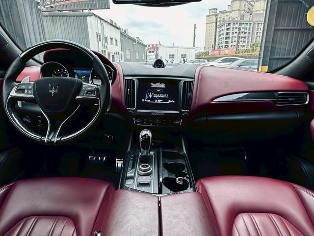 Maserati 瑪莎拉蒂 Levante  第12張相片