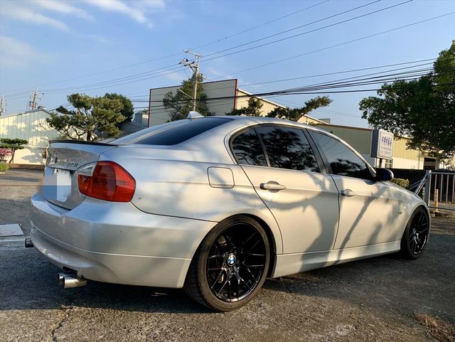 E90 323i日規 小改裝  第4張相片