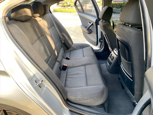 E90 323i日規 小改裝  第8張相片