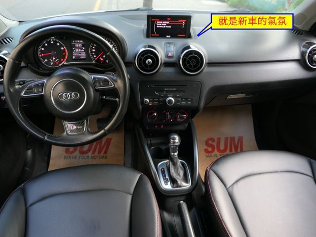 1年僅跑1萬，SUM+YES雙認證，內裝乾淨，配備滿滿，漂亮好車，包您一看就喜歡~  第10張相片
