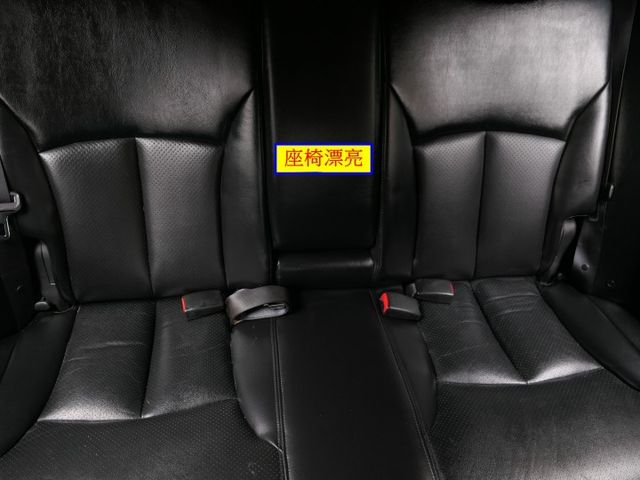 1年僅跑1.5萬，SUM+YES雙認證，售後SUM全台保固，免key，已裝安卓機，內裝乾淨漂亮，車況良好~  第10張相片