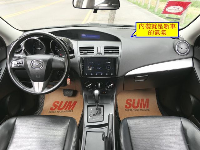 1年僅跑1萬，SUM+YES雙認證，100%原鈑件，售後SUM全台保固，已裝最新型安卓機影音組，內裝乾淨，漂亮好車~  第12張相片