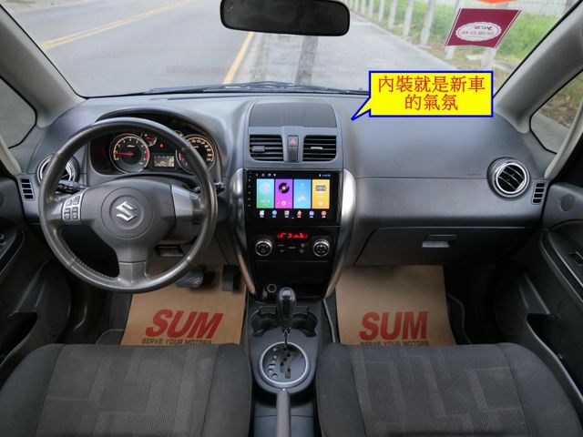 1年僅跑1.4萬，SUM+YES雙認證，已加裝最新型安卓機影音組，9成新輪胎，內裝乾淨，漂亮好車~  第11張相片