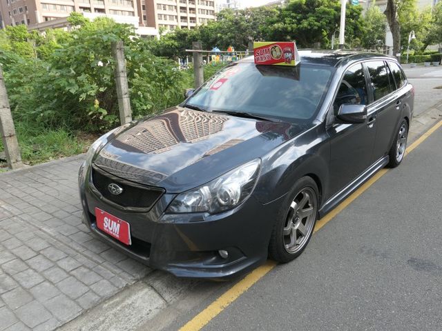 已裝安卓機影音組，SUM+YES雙認證，少跑，AWD，頂級車款，配備滿滿，就是好漂亮，CP值超高~  第1張相片