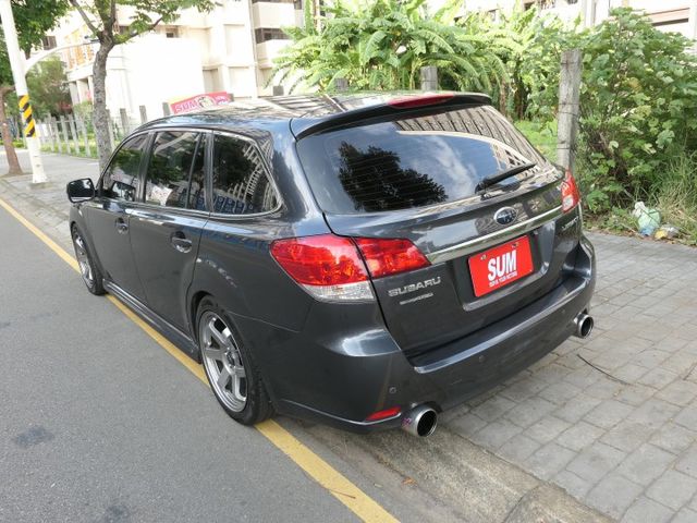 已裝安卓機影音組，SUM+YES雙認證，少跑，AWD，頂級車款，配備滿滿，就是好漂亮，CP值超高~  第6張相片