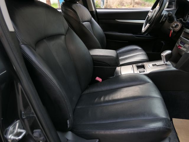 已裝安卓機影音組，SUM+YES雙認證，少跑，AWD，頂級車款，配備滿滿，就是好漂亮，CP值超高~  第8張相片