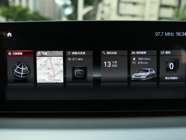 G30，地下室車庫車，少跑，SUM+YES雙認證，全台保固，整車就是美麗如新，歡迎預約，鑑賞，包你一看就喜歡~  第16張相片