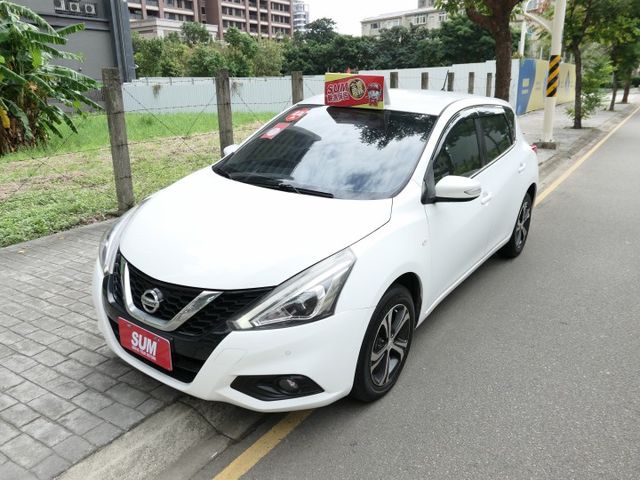 100%原鈑件，安卓機，配備滿滿，SUM+YES雙認證，最高2年/5萬公里保固，就是好美，可全額貸款唷~  第1張相片