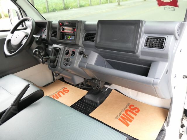 -5度，100%原鈑件，長途在開，引擎好安靜，SUM+YES雙認證，車況非常好，可全額貸款唷~  第12張相片